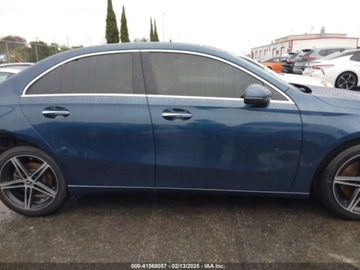 Mercedes Klasa A W177/V177 2021 Mercedes-Benz Klasa A 220 2021 2.0l 2.0 Benzyna 188KM, zdjęcie 6