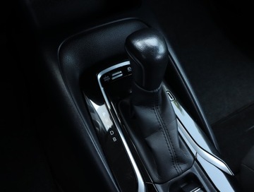 Toyota Corolla XII Sedan 1.8 Hybrid 122KM 2019 Toyota Corolla 1.8 Hybrid, Salon Polska, zdjęcie 15