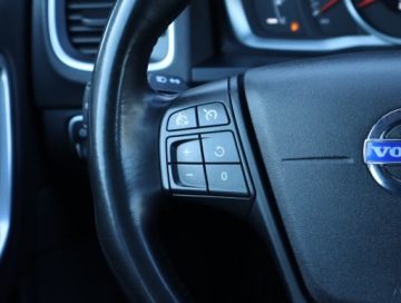 Volvo V60 I Kombi Facelifting 1.6 D2 115KM 2014 Volvo V60 D2, Navi, Klima, Klimatronic, Tempomat, zdjęcie 17