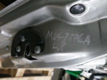 FIAT MULTIPLA DVEŘE LEVÝ PŘEDNÍ 647 02R STŘÍBRNÉ