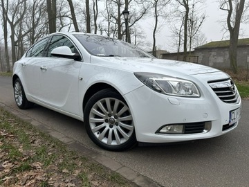 Opel Insignia I Sedan 2.0 CDTI ECOTEC 160KM 2009 Opel Insignia COSMO 2.0 CDTI 160 KM Navi Alu18'', zdjęcie 11