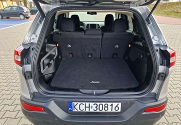 Jeep Cherokee V Terenowy 2.2 MJD 200KM 2016 Jeep Cherokee Jeep Cherokee 2.2 Multijet Active Drive I Automatik Night Ea, zdjęcie 27