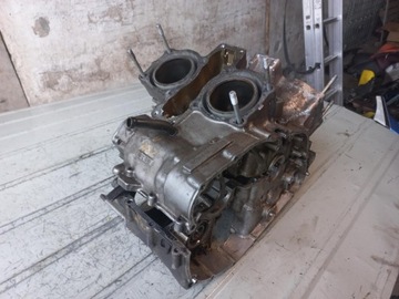 КАРТЕРЫ БЛОК ДВИГАТЕЛЯ HONDA VF 750C SUPER MAGNA