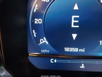 Chevrolet Silverado II 2024 Chevrolet Silverado 1500 Short Bed Lt Trail Boss 2024 5.3l 5.3 Benzyna, zdjęcie 11