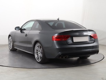 Audi A5 8T Coupe Facelifting 2.0 TDI 177KM 2011 Audi A5 2.0 TDI, 174 KM, Skóra, Navi, Xenon, zdjęcie 3