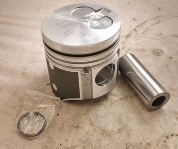 PÍST NOMINÁLNÍ 89,96 LUBLIN 4CT90 SELEKCE A KOMPLETNÍ Z KROUŽKY