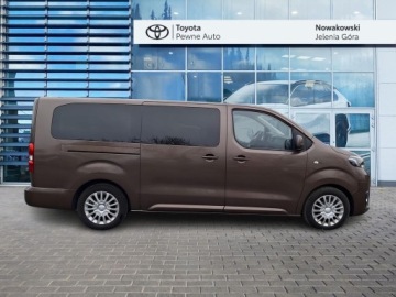 Toyota Proace II Furgon Medium 2.0 D-4D 177KM 2024 Toyota PROACE VERSO 2.0 D4-D Long Business Toyota, zdjęcie 3