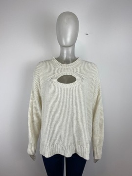 Kremowy sweter z wycięciem na dekolcie Mango S/36