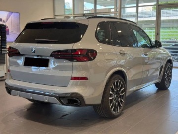 BMW X5 G05 SUV Facelifting 3.0 30d 298KM 2026 xDrive30d M Sport 3.0 (298 KM)| Hak holowniczy, elektryczny, zdjęcie 3