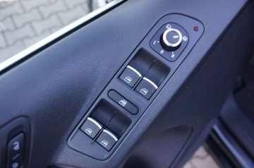 Volkswagen Tiguan I SUV Facelifting 2.0 TDI CR DPF BlueMotion 140KM 2013 Volkswagen Tiguan 2.0 TDI CR 140 KM, 4x4, Lift, Klimatronic, Navi, Hak, GW, zdjęcie 22