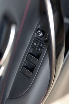 Toyota Corolla XII 2019 Toyota Corolla 1.8 Hybrid Executive 1.8 Hybryda 98KM, zdjęcie 12