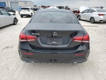 Mercedes Klasa A W177/V177 2022 Mercedes-Benz Klasa A 220, 2022r., 2.0L 2.0 Benzyna 188KM, zdjęcie 5
