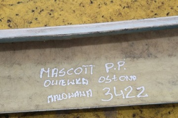 КРЫШКА ПЕРЕДНЕЙ ПРАВОЙ СТОЙКИ MASCOTT MASCOTT ПОКРАШЕННАЯ