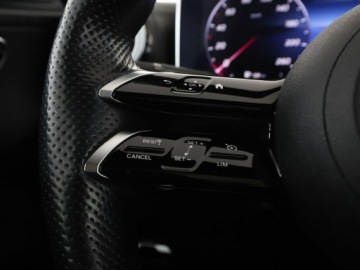 Mercedes Klasa C W206 Limuzyna Plug-in 2.0 300e 313KM 2021 Mercedes C 300 PHEV full LED skóra/alcantara, zdjęcie 37