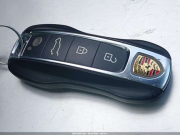 Porsche Cayenne III 2022 Porsche Cayenne 2022 PORSCHE CAYENNE COUPE PLATINUM EDITION 3.0 Benzyna, zdjęcie 10