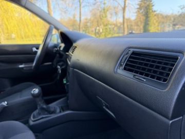 Volkswagen Bora Sedan 1.6 16V 105KM 2003 Volkswagen Bora Manual | Krajowy| Po rozrządzie |, zdjęcie 10