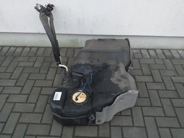 VOLKSWAGEN PASSAT B6 ZBIORNIK PALIWA 2.0