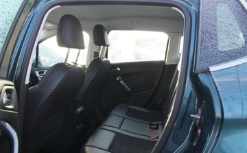 Peugeot 2008 I SUV Facelifting 1.2 PureTech 110KM 2018 Peugeot 2008 1.2 Benzyna 110KM, zdjęcie 9