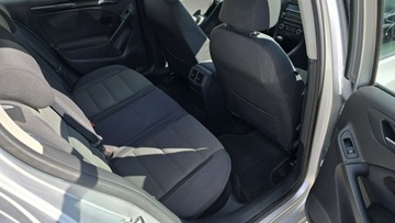 Volkswagen Golf VI Hatchback 5d 1.6 TDI-CR DPF 105KM 2009 Volkswagen Golf 2xPDC, AC auto, zdjęcie 13