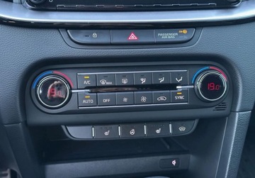 Kia Ceed III Hatchback Facelifting  1.5 T-GDI 140KM 2024 Kia Ceed MY25 Business Line 140KM 7DCT automat, dostepny od reki w Gdyni, zdjęcie 20