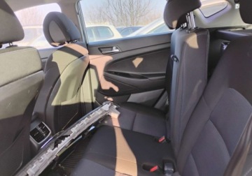 Hyundai Tucson III 2015 Hyundai Tucson 2015r, 1.7 CRDI. Uszkodzony przod. 1.7 Diesel 117KM, zdjęcie 8