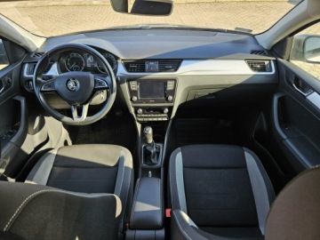 Skoda Rapid II Liftback Facelifting 1.0 TSI 110KM 2017 Škoda RAPID Skoda RAPID 1,0 benzyna 110KM salon, zdjęcie 8