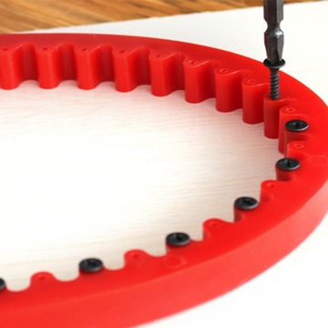 Профильная полоса с зубчатым колесом, расстояние