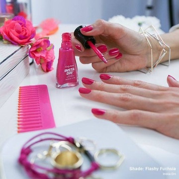Лак для ногтей Sally Hansen Insta Dri Flashy Fuchsia 303
