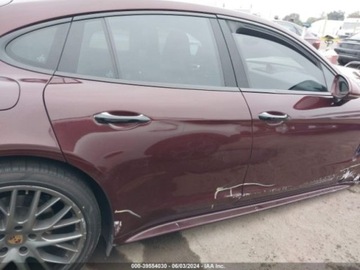 Porsche Panamera II Liftback 3.0 330KM 2018 Porsche Panamera 2018r, 3.0L 3.0 Benzyna 330KM, zdjęcie 4