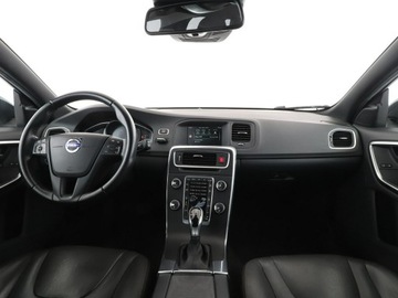 Volvo V60 I Kombi Facelifting 2.0 D3 DRIVE-E 150KM 2016 Volvo V60 FV23% automat skóra navi klima auto, zdjęcie 14