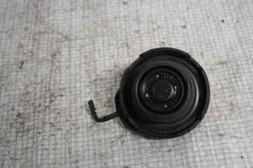 GOLF IV КРЫШКА ТОПЛИВНОГО БАКА 1J0201553C