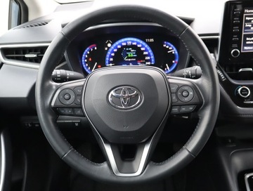 Toyota Corolla XII Sedan 1.5 VVT-i 125KM 2021 Toyota Corolla 1.5 VVT-i, Salon Polska, zdjęcie 14