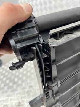 ЗАТВОР РАДИАТОРА VW ID.3 ID3 1EA122135E