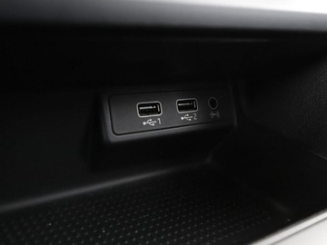 Seat Leon III ST Facelifting 1.6 TDI 115KM 2019 Seat Leon DSG full LED klimatyzacja nawigacja, zdjęcie 26