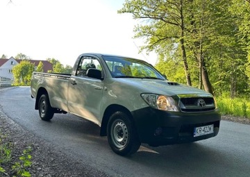 Toyota Hilux VII Pojedyncza kabina 2.5 D-4D 120KM 2010