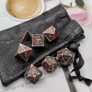 НАБОР ИЗ 7 МЕТАЛЛИЧЕСКИХ КУБИКОВ ДЛЯ РПГ «УБИЙСТВО ДРАКОНА»