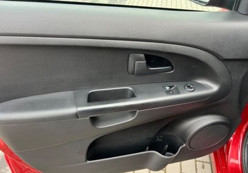 Kia Venga Mikrovan 1.6 DOHC CVVT 125KM 2015 Kia Venga 1.6Benz.125KM 6Bieg.LEDY Klima Parktr.aux USB 2xOpon Faktura Gwa, zdjęcie 20