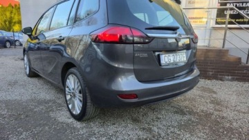 Opel Zafira C Tourer 2.0 CDTI ECOTEC 130KM 2012 Opel Zafira 2,0 diesel 131 KM klima zarejestrowany 7 osobowy 2.0 Diesel, zdjęcie 4