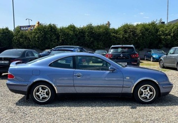 Mercedes CLK W208 Coupe C208 2.0 136KM 1997 Mercedes-Benz CLK Doinwestowany egzemplarz 2.0 Benzyna 136KM, zdjęcie 2