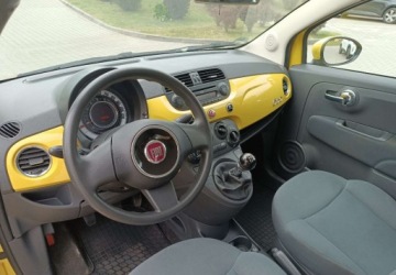 Fiat 500 II Hatchback 3d 1.2 69KM 2009 Fiat 500 Zarejestrowany - benzyna - bezwypadkowy - 113000 km 1.2 Benzyna, zdjęcie 17