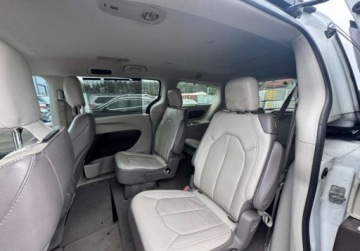 Chrysler Pacifica II 2017 Chrysler Pacifica 2017 Chrysler Pacifica 3.6L - w Polsce po oplatach i akc, zdjęcie 17