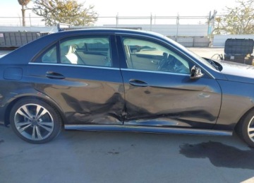 Mercedes Klasa E W212 Limuzyna Facelifting 350 306KM 2014 Mercedes-Benz Klasa E 2014r., E 350, 3.5L, od ubezpieczalni 3.5 Benzyna, zdjęcie 4