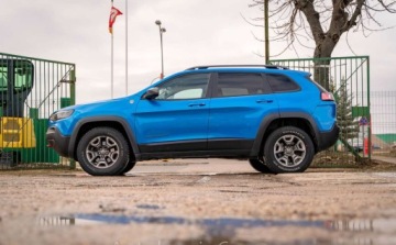 Jeep Cherokee V 2019 Jeep Cherokee Jeep Cherokee V KL 3.2 Trailhawk 4X4 272KM 3.2 Benzyna, zdjęcie 4