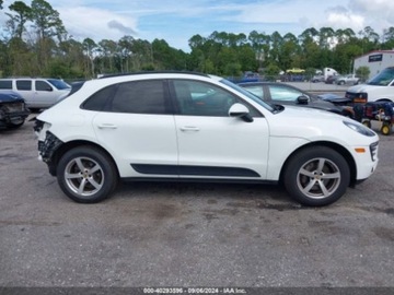 Porsche Macan SUV 2.0 252KM 2018 Porsche Macan 2018r, AWD, 2.0L 2.0 Benzyna 252KM, zdjęcie 3