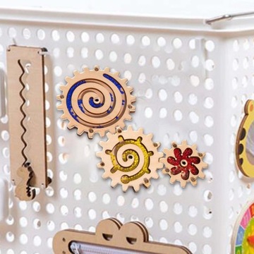 Монтессори-доска для самостоятельной разработки материалов для отработки передач.