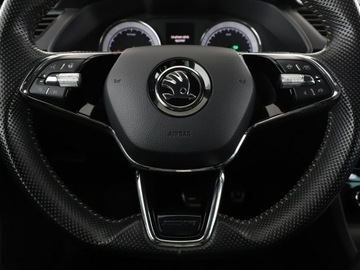 Skoda Superb III Kombi Plug-In Hybrid 1.4 TSI Plug-In-Hybrid 218KM 2020 Škoda Superb Skoda Superb PHEV skóra/alcentara, zdjęcie 20