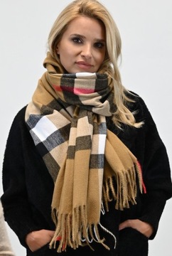 Стильный большой шарф в английскую клетку с бахромой цвета
