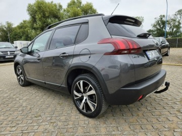 Peugeot 2008 I SUV Facelifting 1.2 PureTech 110KM 2019 Peugeot 2008 1,2 benzyna 110KM automat GT LINE, zdjęcie 2