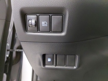 Toyota C-HR I Crossover Facelifting 1.8 Hybrid 122KM 2023 Toyota C-HR 1.8 Hybrid GPF Comfort TOYOTA C-HR 1.8, zdjęcie 20