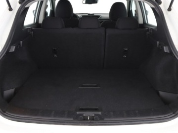 Nissan Qashqai II Crossover 1.6 DIG-T 163KM 2017 Nissan Qashqai klima auto grzane fotele czujniki, zdjęcie 19